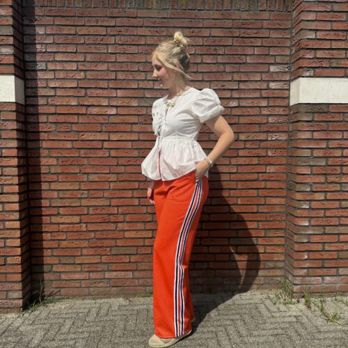 Your fave broek red